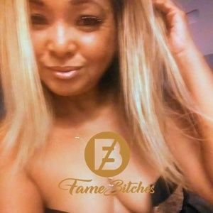 Meet your Posher, Carina